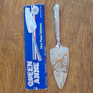 MAYELL Vintage Kings Pattern Silver Plated Pastry Cake Pie Server, Original Box